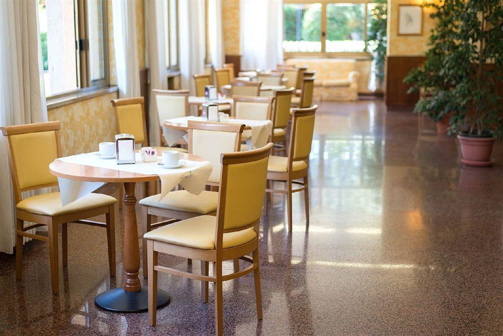 Park Hotel Blanc Et Noir Roma Ngoại thất bức ảnh