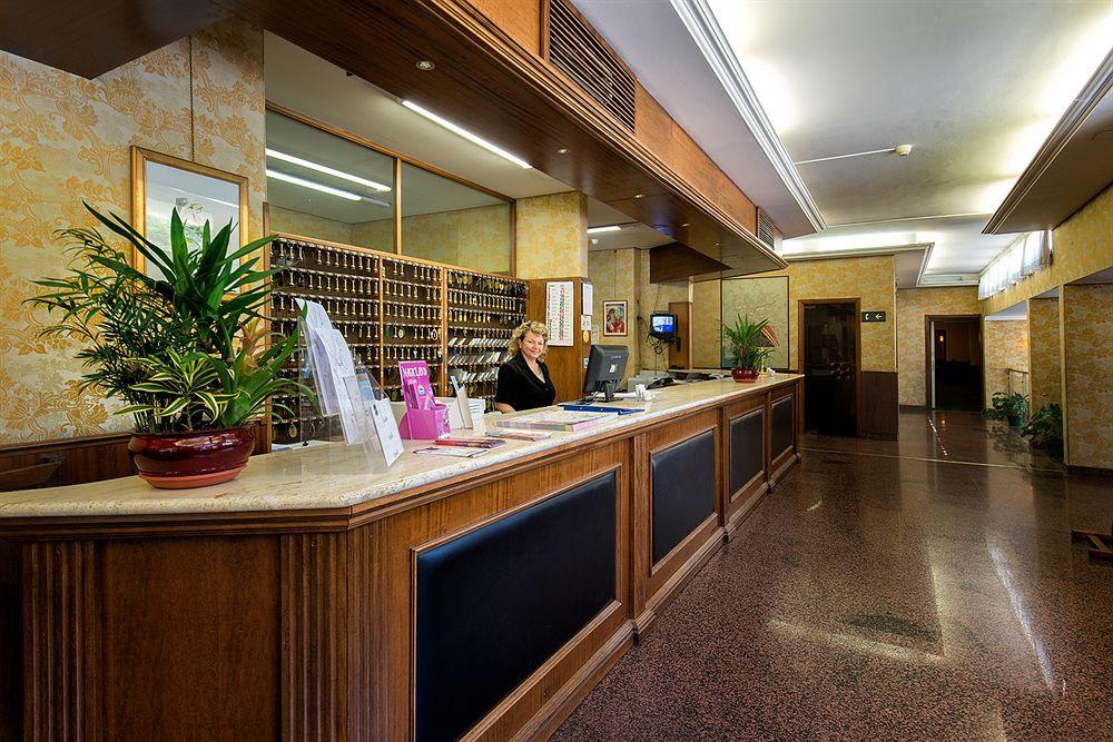 Park Hotel Blanc Et Noir Roma Ngoại thất bức ảnh