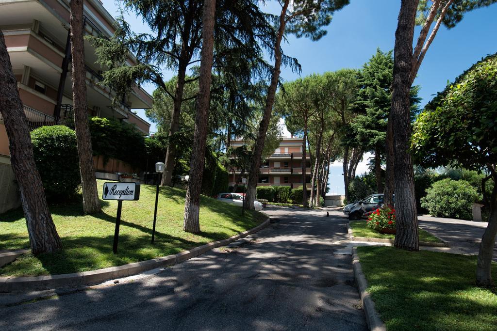 Park Hotel Blanc Et Noir Roma Ngoại thất bức ảnh