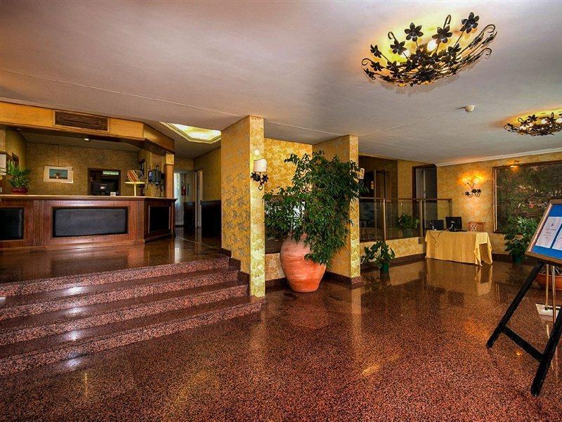 Park Hotel Blanc Et Noir Roma Ngoại thất bức ảnh