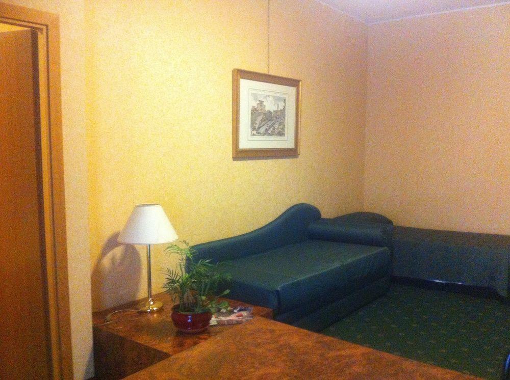 Park Hotel Blanc Et Noir Roma Ngoại thất bức ảnh