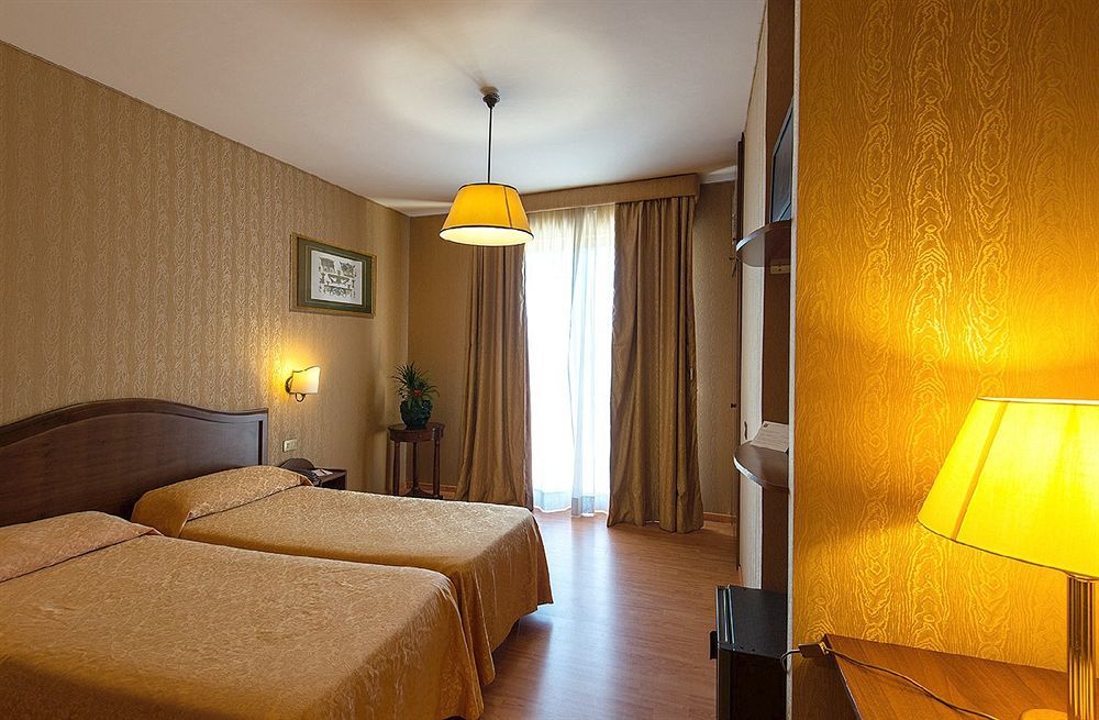 Park Hotel Blanc Et Noir Roma Ngoại thất bức ảnh